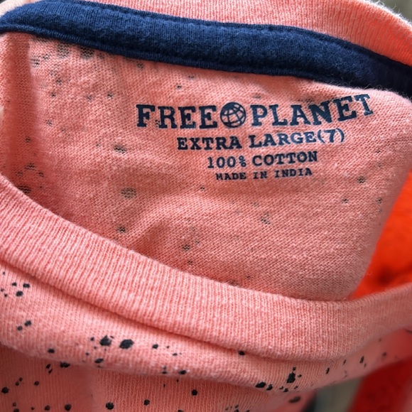 Boys T shirts age 4-5 and age 7 orange and white colour - Picture 7 of 7